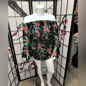 Tropical print off-shoulder top